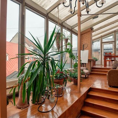 Dandelion Apartment Vecpilsetas Riga Exterior photo