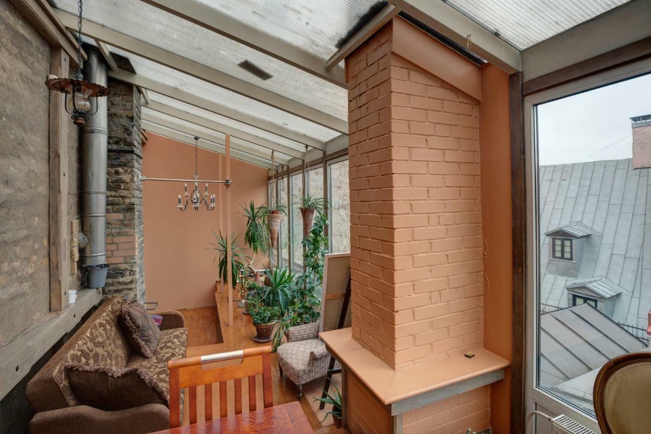 Dandelion Apartment Vecpilsetas Riga Exterior photo