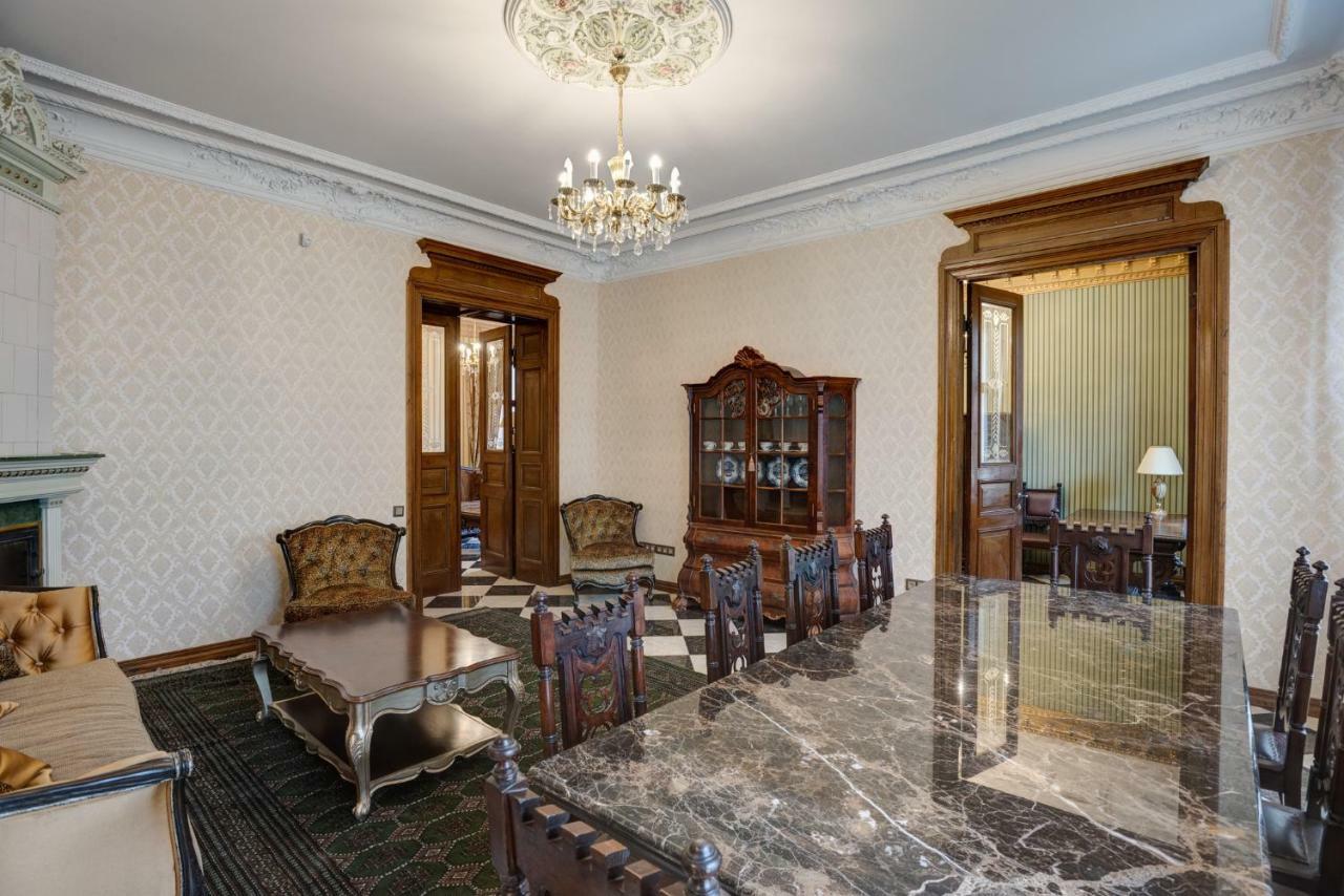 Dandelion Apartment Vecpilsetas Riga Exterior photo